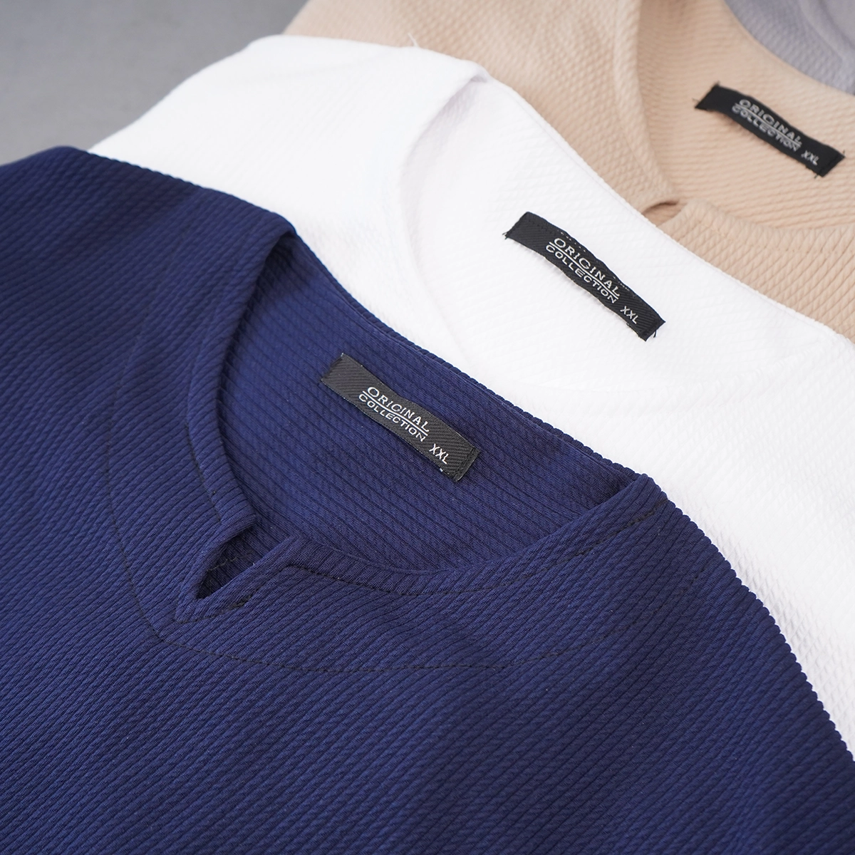 بلوز مردانه کرم یقه کوبایی مدل Etron